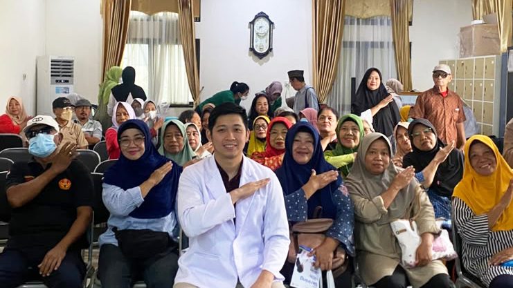 Kupas Tuntas Luka dan Benjolan, RS Samsoe Hidajat Gelar Health Talk di Program Prolanis Puskesmas Purwoyoso